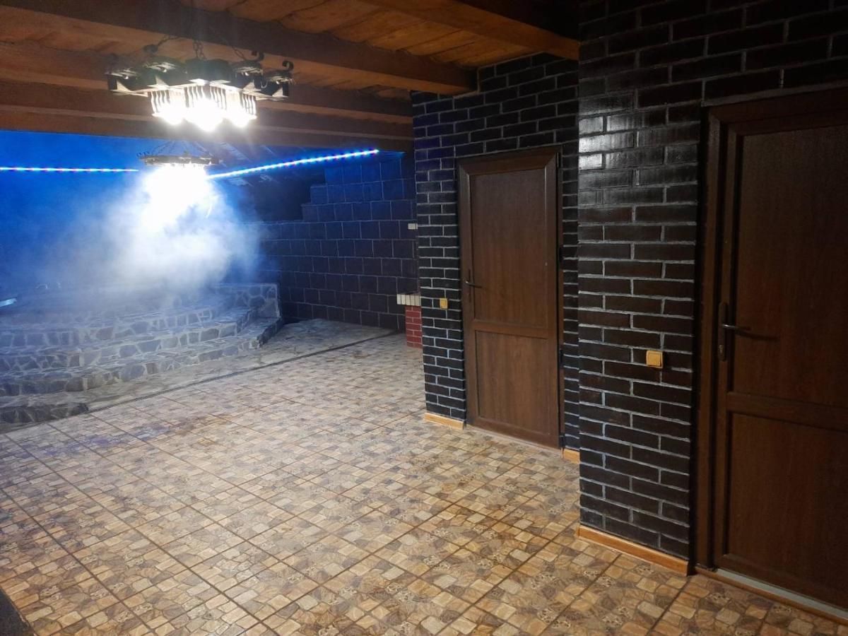 Mountain Dew Hotel Belasovitsa Екстериор снимка