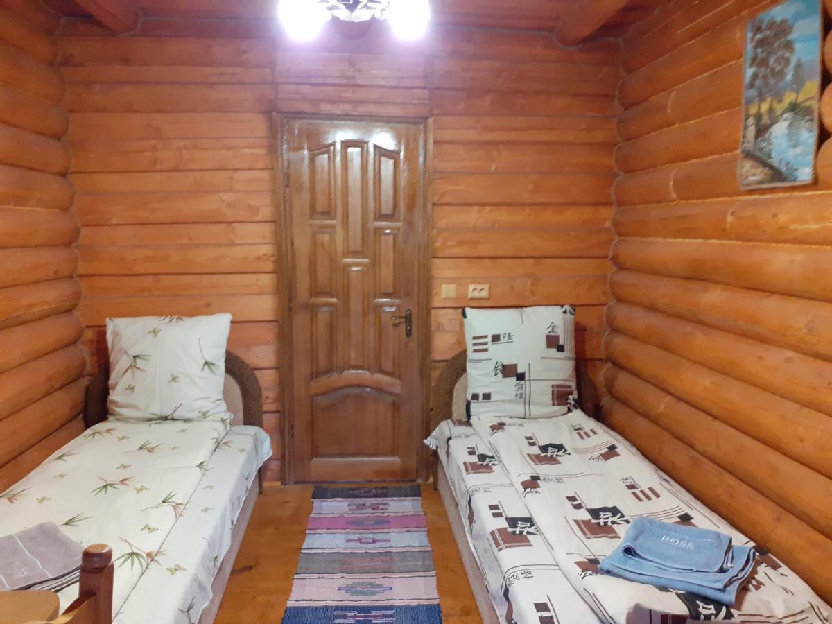Mountain Dew Hotel Belasovitsa Екстериор снимка