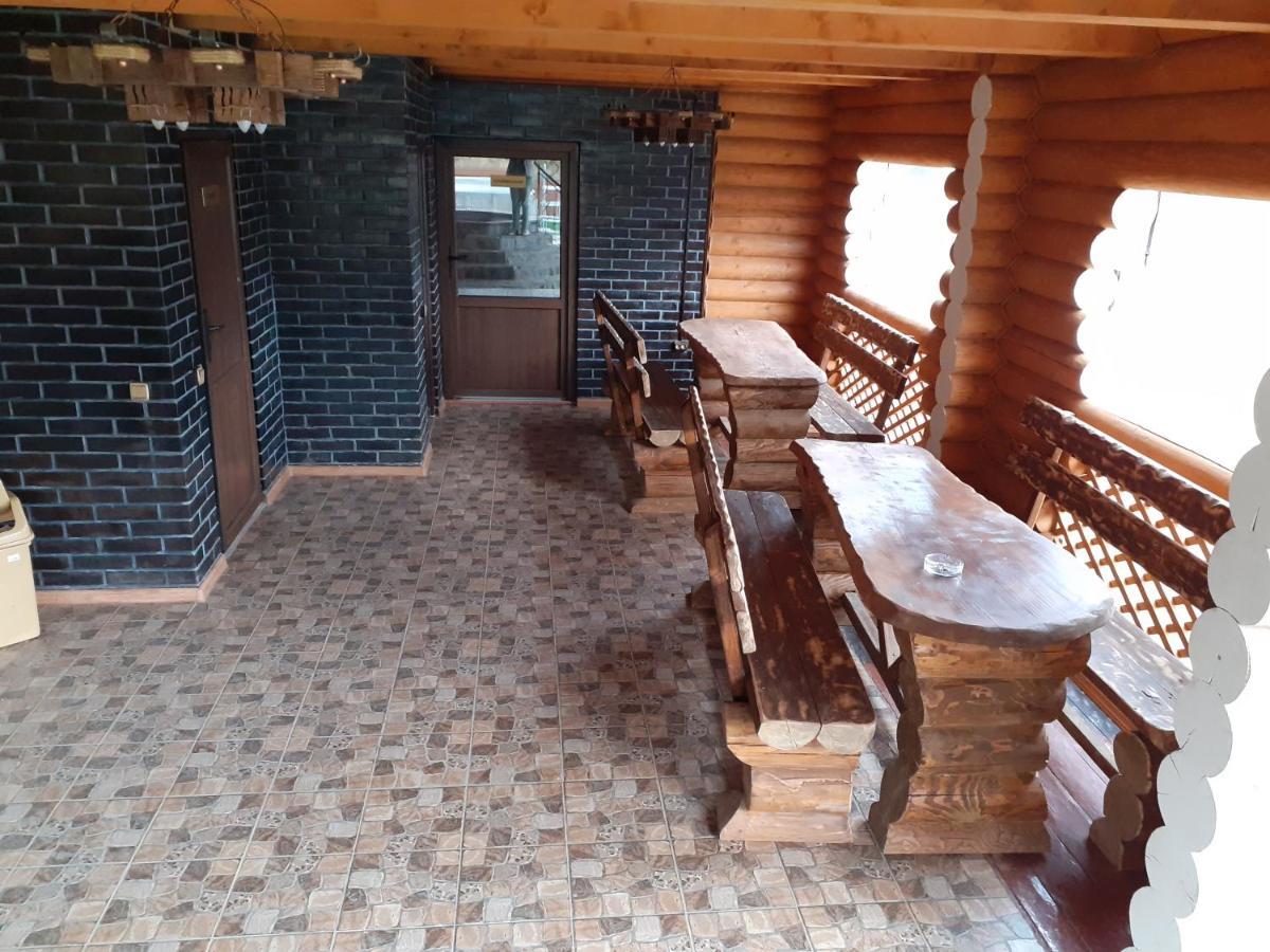 Mountain Dew Hotel Belasovitsa Екстериор снимка