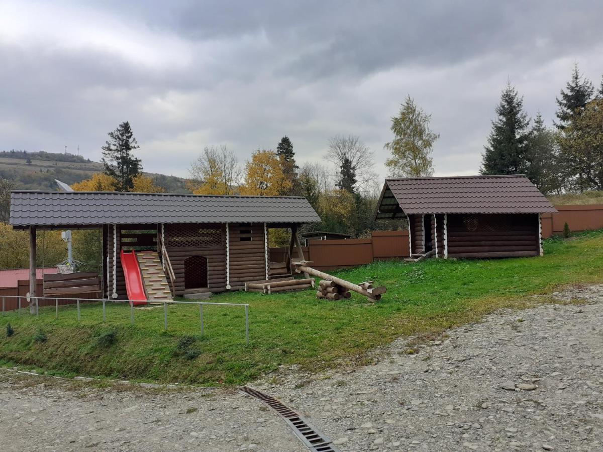 Mountain Dew Hotel Belasovitsa Екстериор снимка