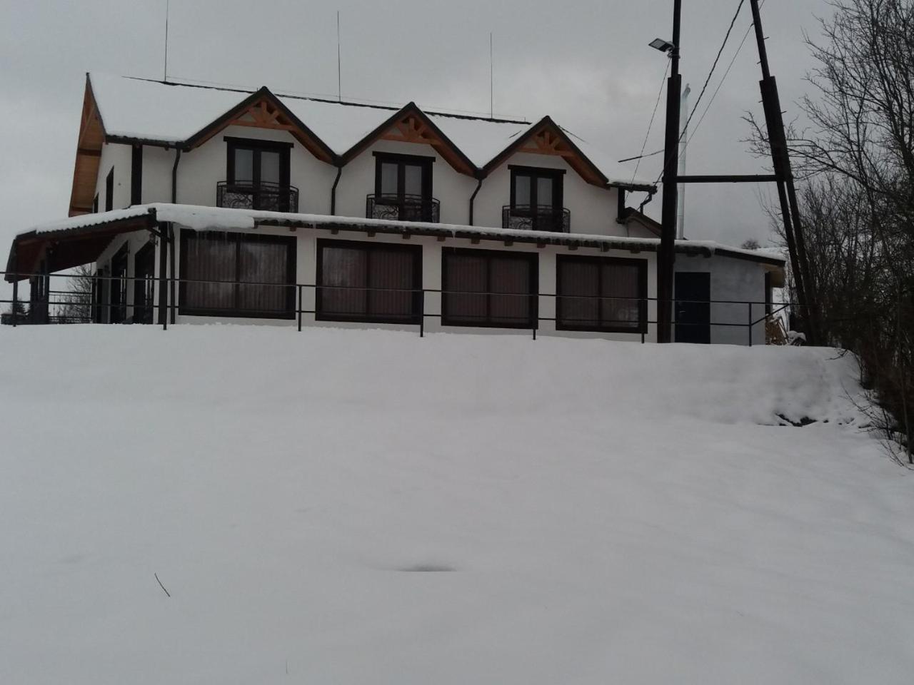 Mountain Dew Hotel Belasovitsa Екстериор снимка