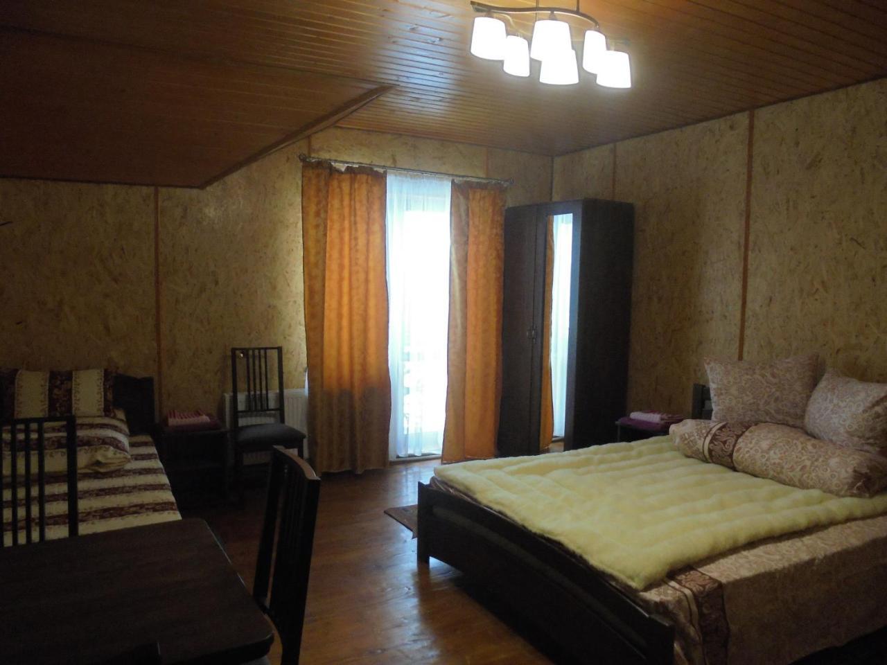 Mountain Dew Hotel Belasovitsa Екстериор снимка
